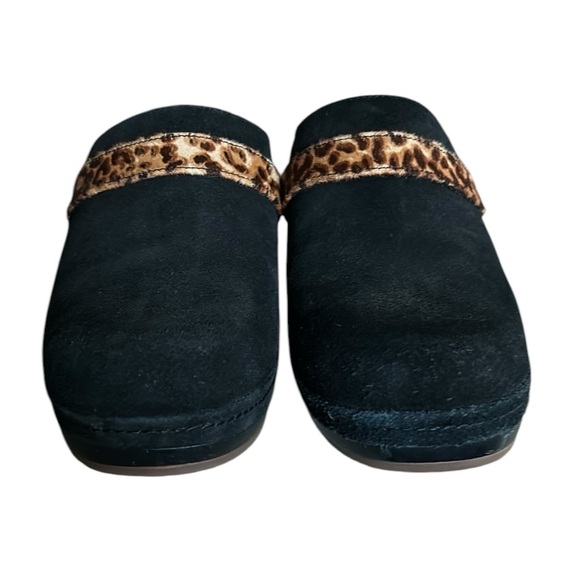 Crocs Sarah Triple Crocs Comfort Suede Clog Mules with Leopard Trim Size 10 - Picture 6 of 11